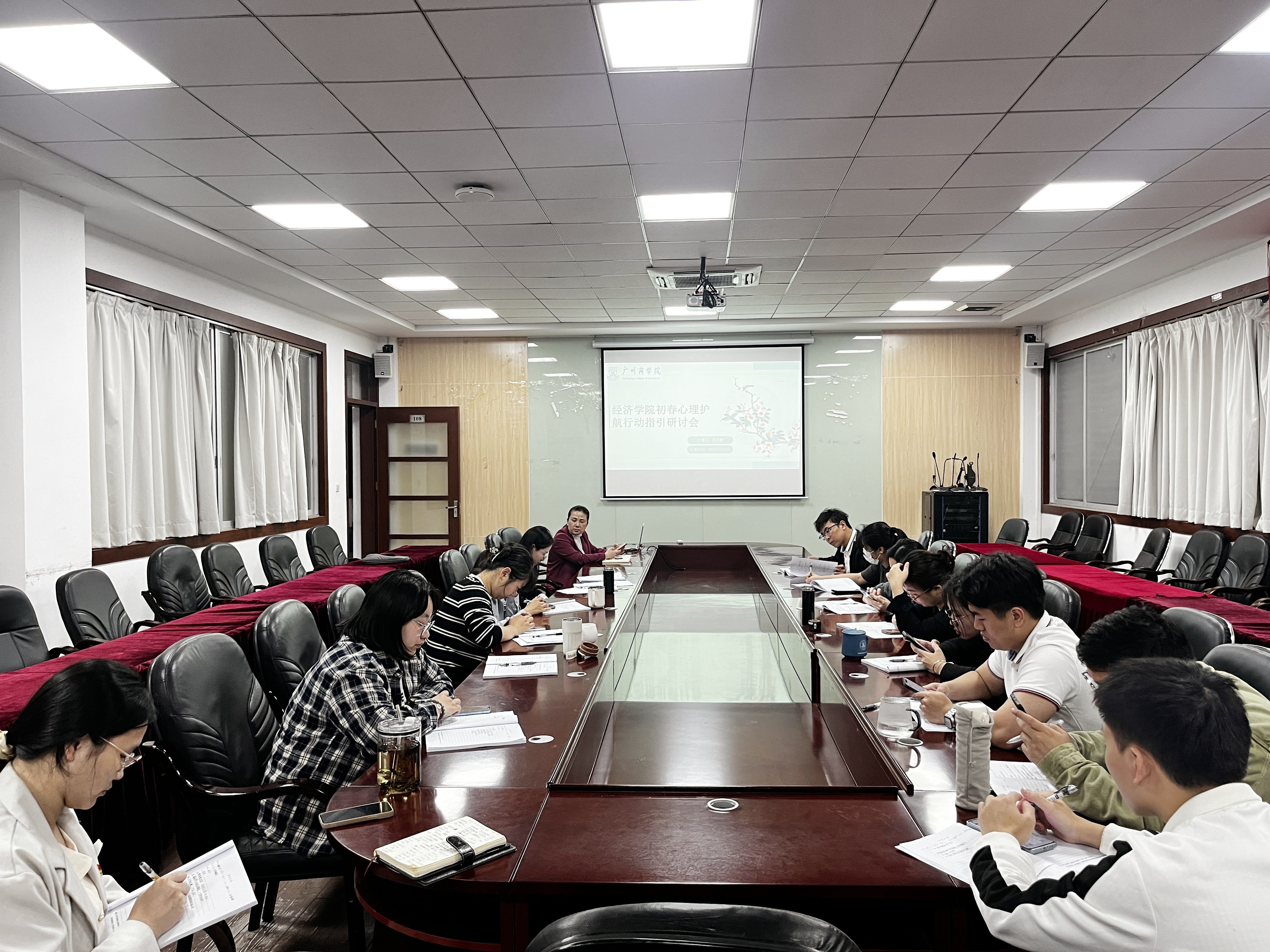 心理 合影_副本.jpg